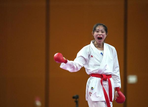 空手道——女子61公斤以上級決賽:龔莉奪冠 空手道——女子61公斤以上級決賽:龔莉奪冠