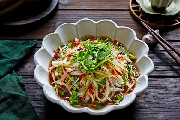 陽春三月，寧可不吃肉也要吃這6種涼拌菜，應季而食，舒坦過春天