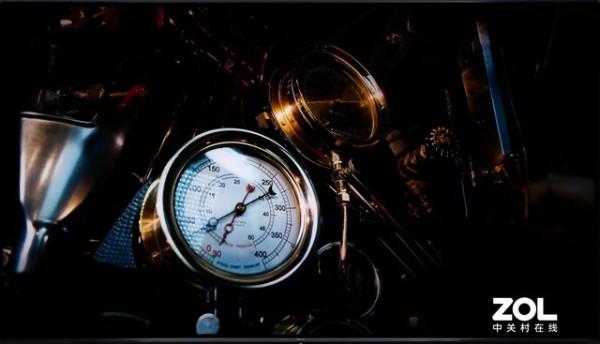 90英寸全能巨無霸!海信90E7G Pro電視深度測試 90英寸全能巨無霸!海信90E7G Pro電視深度測試