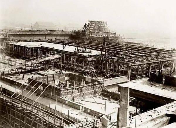 人民大會堂原來不叫這個名字，是毛主席後改的，原來叫什麼名字？