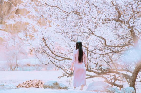 慵懶的喀什，當地人中午才起床，半夜街上很多俊男靚女