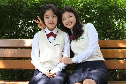 “天才童星”金香奇：3歲出道12歲就爆紅，被眾多前輩捧在手心裡