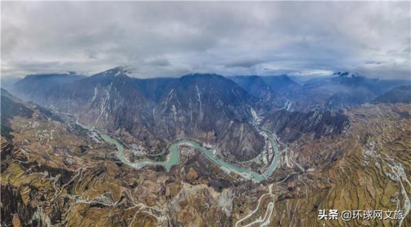 岷江大峽谷深邃的神秘 令人身心震撼的風光