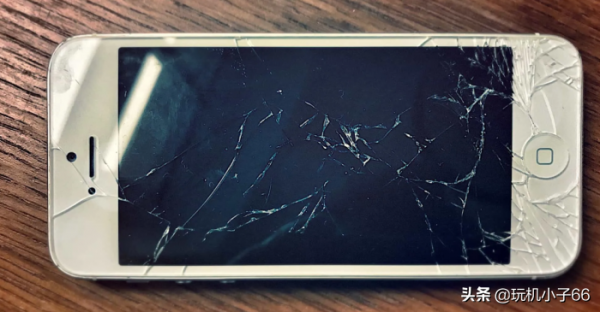 iPhone，還有必要貼膜嗎？