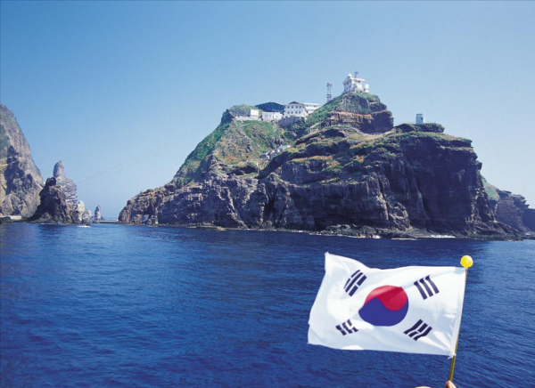 美國召集三方會談，反華議題出師未捷，日韓雙方罵罵咧咧離開現場