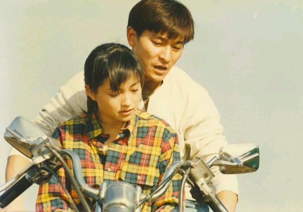 兩拒天王嫁老外,巔峰時因病隱退,變身白衣護士的李綺紅近況如何 兩拒天王嫁老外,巔峰時因病隱退,變身白衣護士的李綺紅近況如何