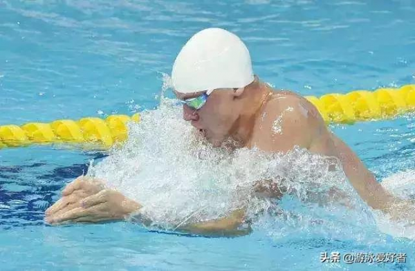 蛙泳速度總是提不上去？蛙泳提速絕招來了