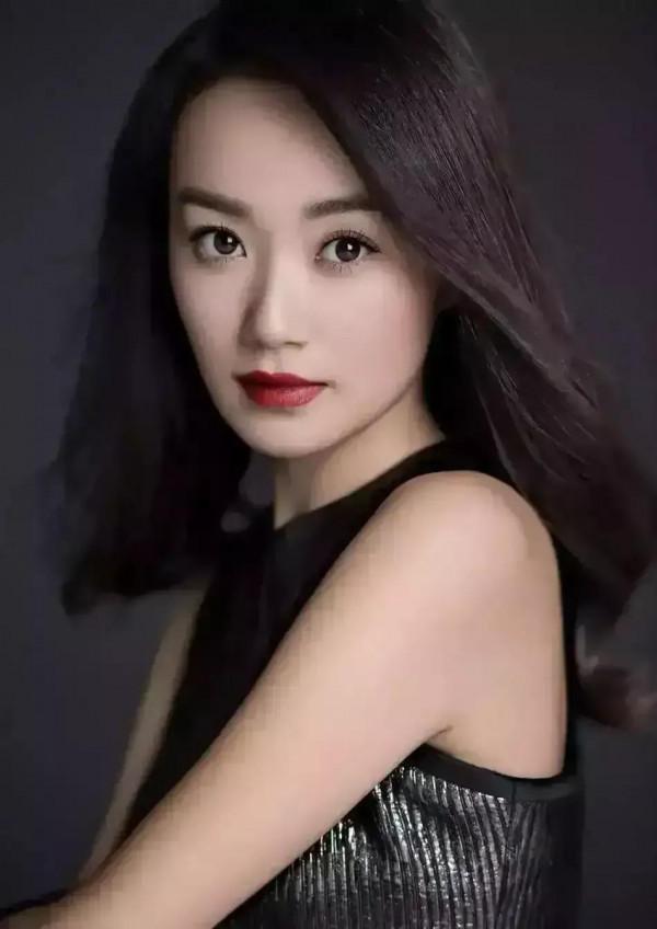 待人寬宏大量，從不斤斤計較，這樣的為人才是高尚的