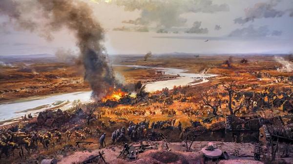 授勳結束，臺下還有一個人，周總理忙上前詢問，答：沒念我的名字