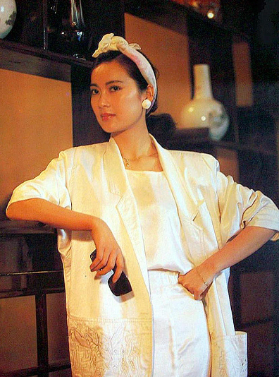 8大“海巖女郎”現狀：有人幸福美滿，有人嫁偽豪門老公負債過億