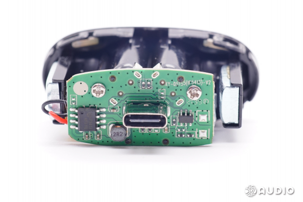 淺入耳式設計,5.1藍芽晶片,聯想thinkplus Liveods LP40拆解報告 淺入耳式設計,5.1藍芽晶片,聯想thinkplus Liveods LP40拆解報告