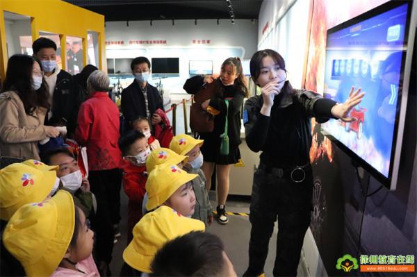 實景體驗,安全相伴——人之初山水華美幼兒園安全應急研學活動 實景體驗,安全相伴——人之初山水華美幼兒園安全應急研學活動