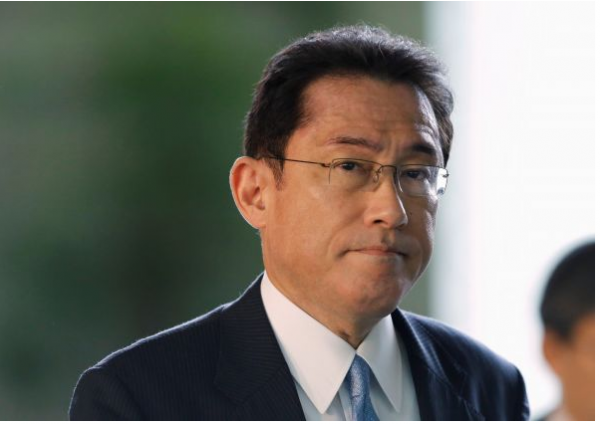 12月7日，我軍準航母服役在即？美宣佈抵制冬奧會；日本陷入兩難