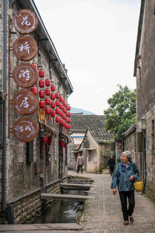 浙江有一個百年古鎮,小橋流水,煙火氣息十足,超適合一個人發呆 浙江有一個百年古鎮,小橋流水,煙火氣息十足,超適合一個人發呆
