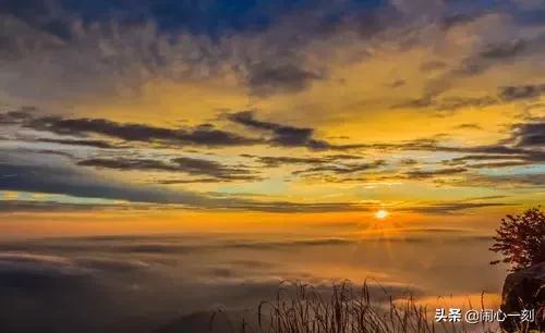 分享——峨眉山日出