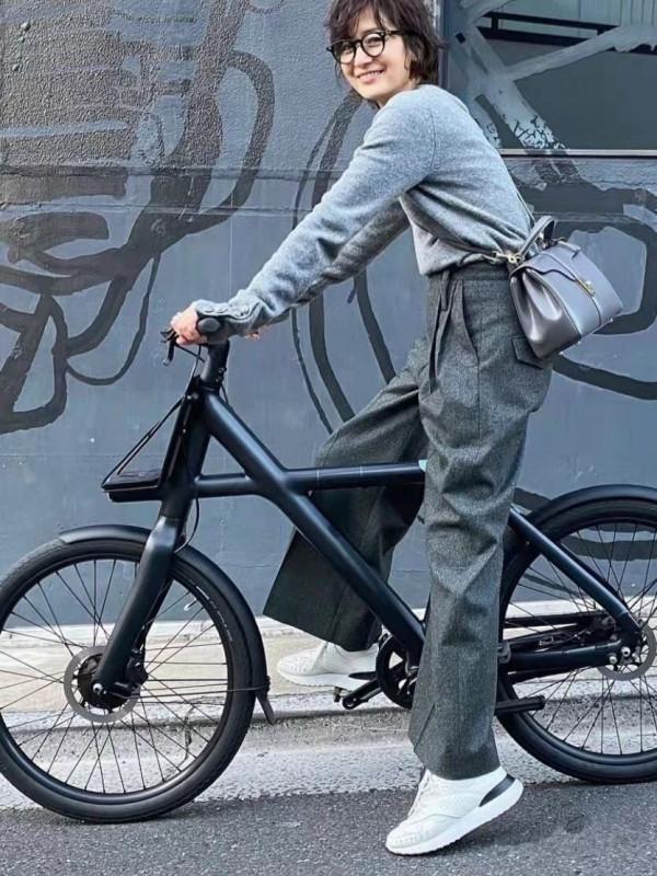 50+日本博主穿搭憑什麼受歡迎？這4點是關鍵，看完才知道區別