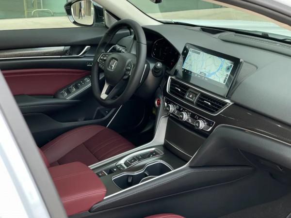 新雅閣有哪些變化?從諾基亞到蘋果的飛躍! 新雅閣有哪些變化?從諾基亞到蘋果的飛躍!