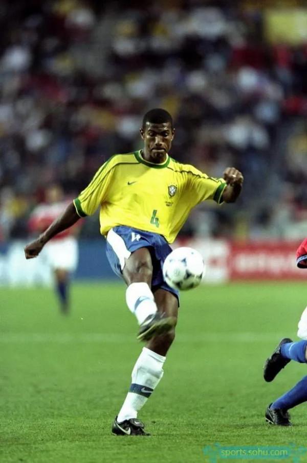 巴亞諾：甲A賽場最大牌的水貨外援