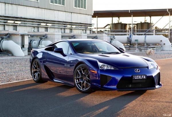 買不到超跑LFA買臺發動機 4000元買1:6 雷克薩斯LFA發動機