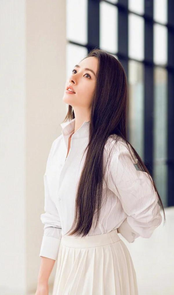 郭碧婷，不愧是向佐的女人，太美了