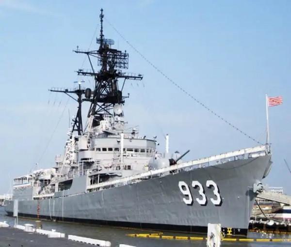 謝爾曼來了，203毫米主炮的驅逐艦還會遠嗎？