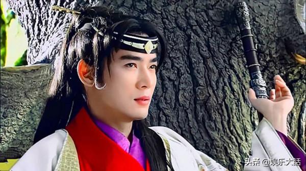 別再硬凹美男人設了！這9位男演員告訴你，什麼是真正的驚鴻一面