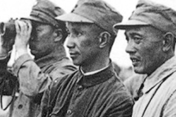 日本投降後高郵日軍賴著不走，還斬殺我軍使者，我軍：一個不留