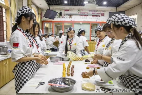 月滿中秋 情暖東方｜今年的中秋節，那麼特別那麼溫馨