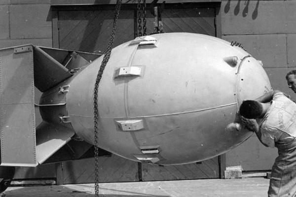 中國首枚原子彈爆炸成功，為什麼毛主席要求，第一個通知日本？