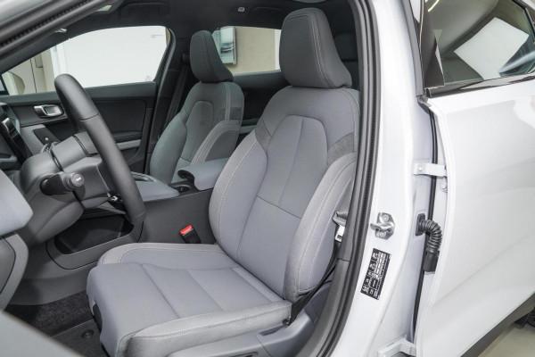 吉利亮出“底牌”，造型媲美跑車，4.7秒可破百，帶你看polestar 2