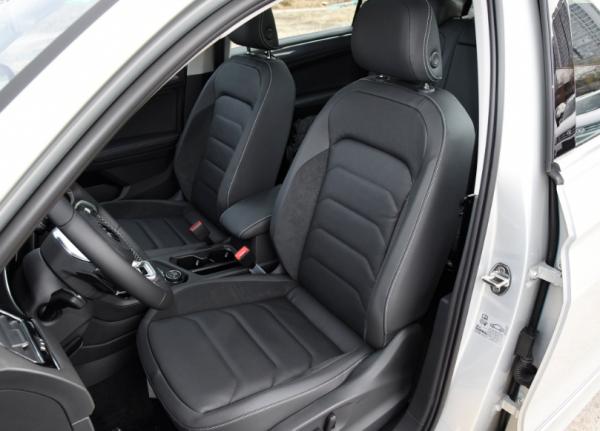 家用車還是以座位多，省油為主，這三款車，上坡有勁，耐用性好