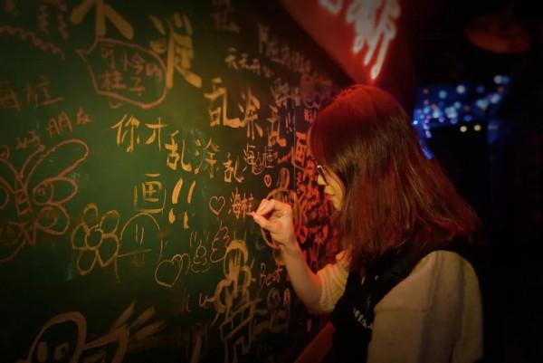 鵝噗測評丨《過年》-很搞笑，也很催淚！玩完想立馬回家過年了QAQ