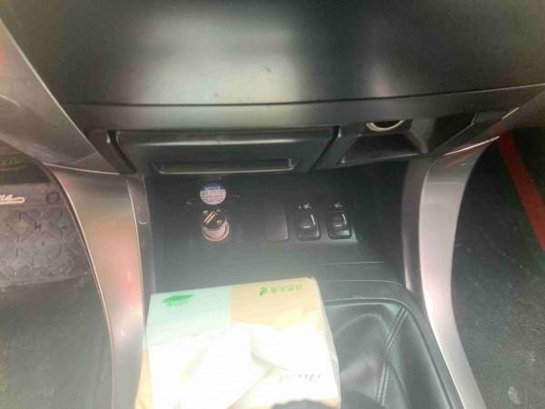 車齡16年的普拉多僅有噴漆，車還賣15萬，這保值率絕了