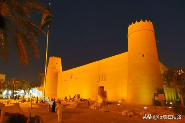 全球第一個伊斯蘭國家:以宗教經書為憲法,氣候炎熱物價很高 全球第一個伊斯蘭國家:以宗教經書為憲法,氣候炎熱物價很高