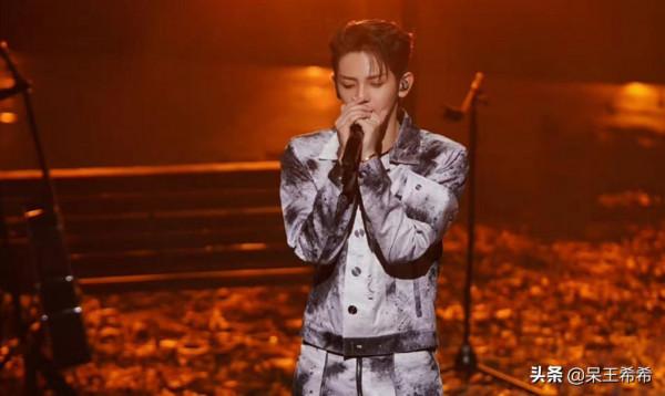 《閃光的樂隊》結果出爐，黃齡組踢館失敗，吳莫愁為選曲付出代價