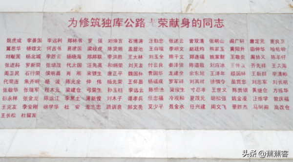 天山老兵陳俊貴:吃掉戰友的救命饅頭,他因愧疚攜妻兒守墓24年 天山老兵陳俊貴:吃掉戰友的救命饅頭,他因愧疚攜妻兒守墓24年