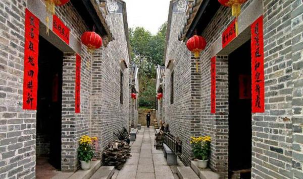 中秋節，故鄉里來猜燈謎