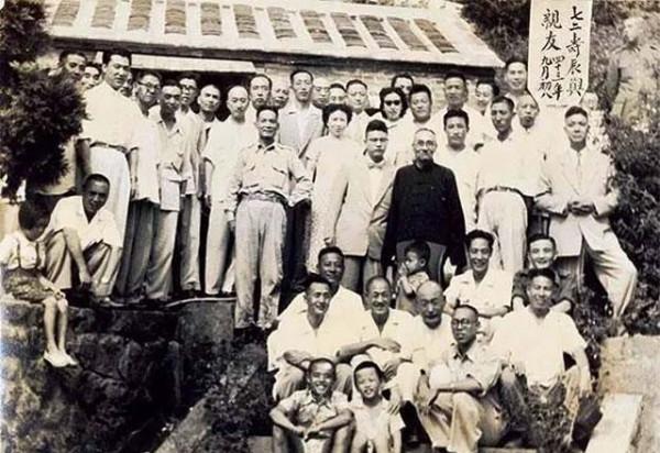 閻錫山晚年生活：被蔣介石軟禁，妻妾和他分居，死前留下7句遺言