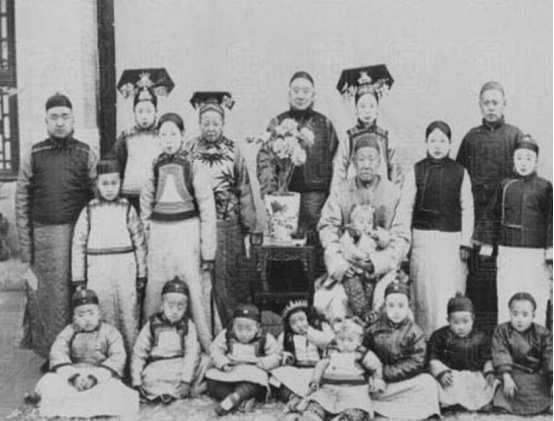 多爾袞十世孫,為保皇室血脈純正不娶漢女,向國家索要故宮遺產 多爾袞十世孫,為保皇室血脈純正不娶漢女,向國家索要故宮遺產