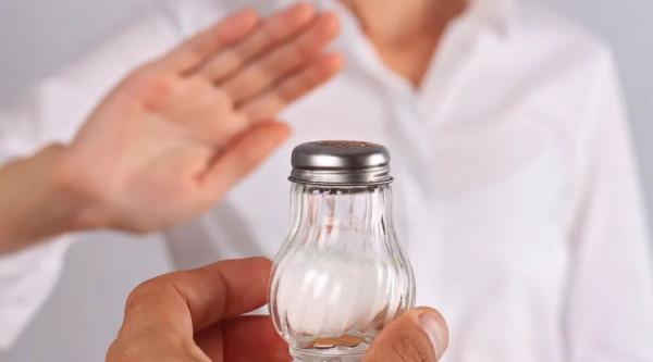 遠離高血壓,這 2 種飲食要避免 遠離高血壓,這 2 種飲食要避免