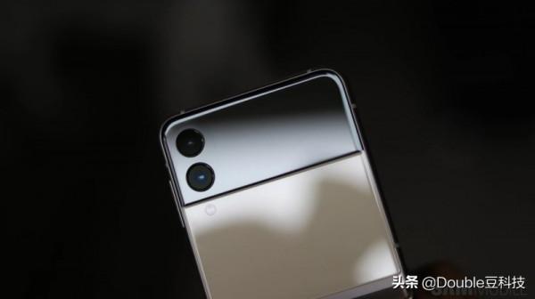 Galaxy Z Flip 3獲得2022年1月安全更新