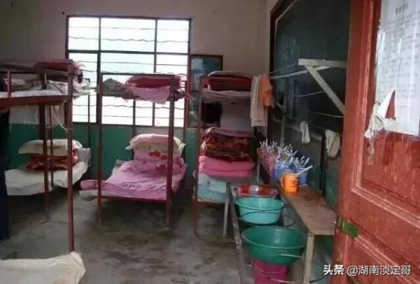 看到現在幸福的學子們，總會讓我想起兒時的自己，滿滿的回憶啊