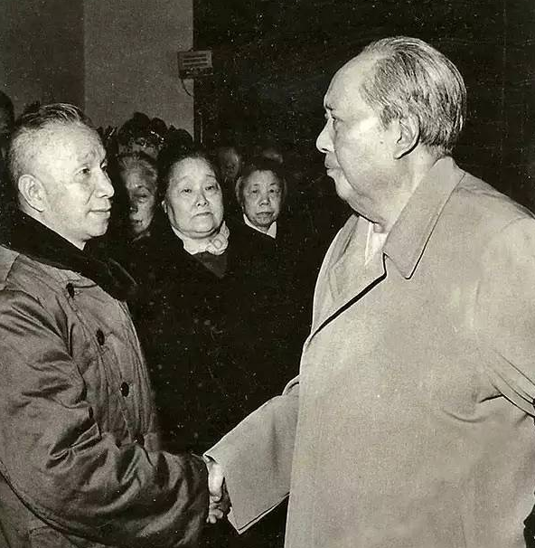 74歲高齡的粟裕，向組織提出請求，組織考慮再三，還是拒絕了他