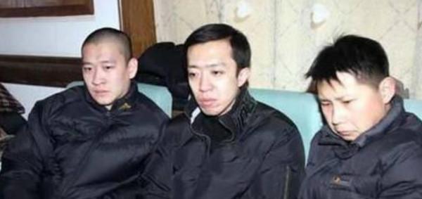 曹雲金有膽大鬧生日宴，卻沒膽惹李鶴東，這人究竟是什麼來頭呢？