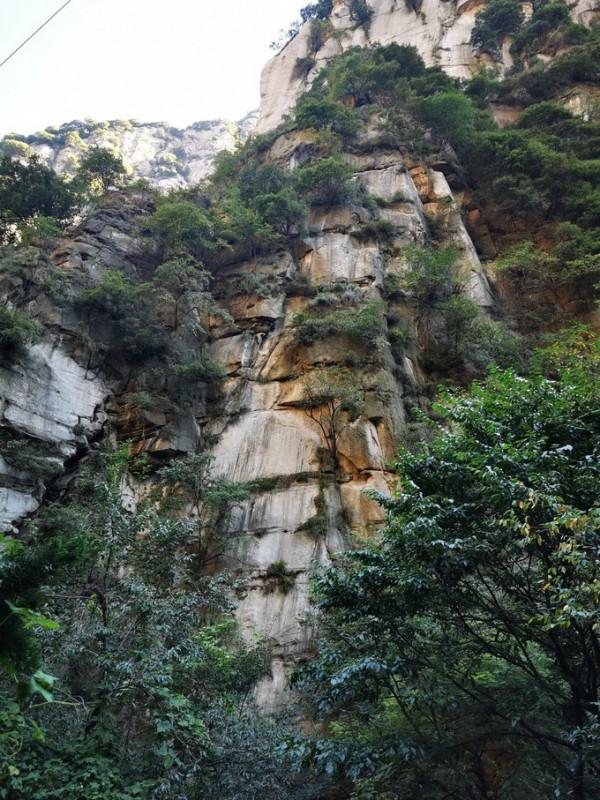 自古華山一條路的山門 自古華山一條路的山門