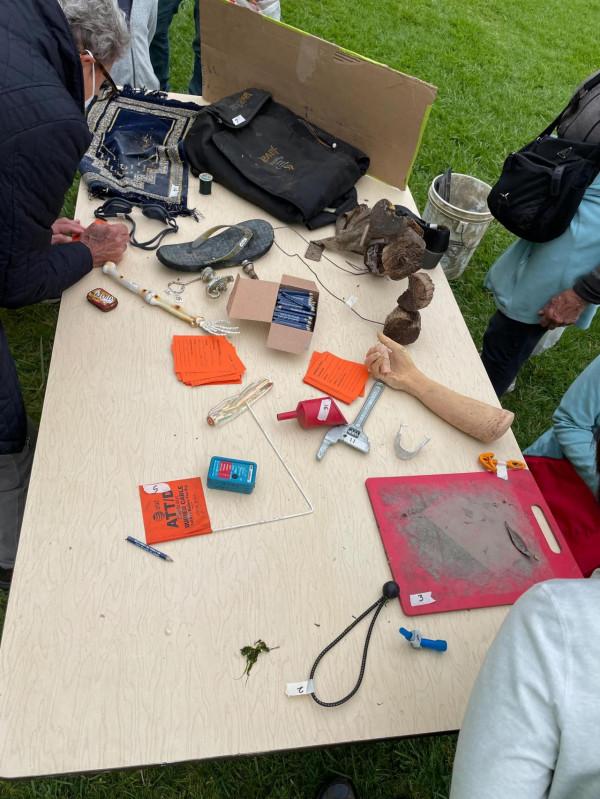 上萬人參加「第 37 屆加州海岸清潔日」 發現不尋常物品 上萬人參加「第 37 屆加州海岸清潔日」 發現不尋常物品