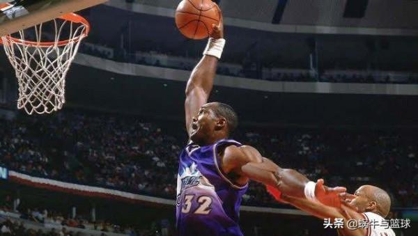 馬龍和巴克利誰更強？對比49次交手資料，沒想到是一邊倒的結果