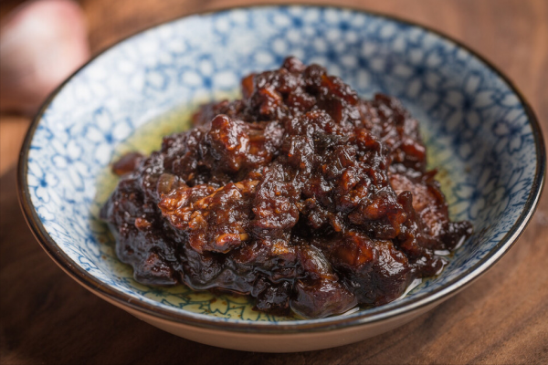 愛吃麵條的要收藏，大廚分享秘製炸醬的做法，拌飯拌麵都很香