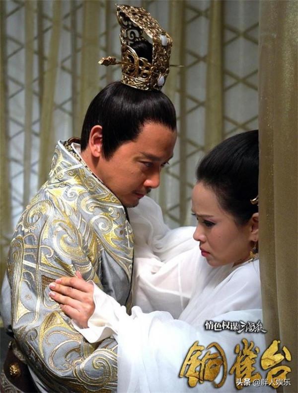 《雪中》“費老頭”上熱搜，劇中的3個老頭對劇情推進至關重要