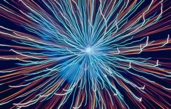 分享：60朵春節煙花，火樹銀花，璀璨奪目，絢麗多彩，眼花繚亂